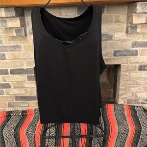 SHEIN Curve Black V-neck Tank Top
